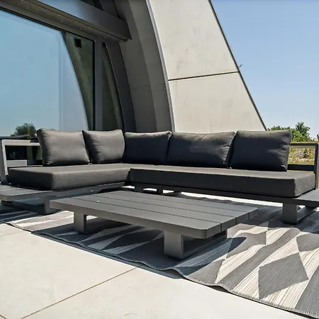 Shelterloft Airpark Lärz