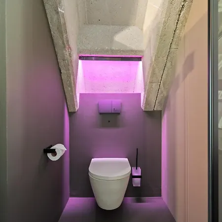 Nyaraló Shelterloft Airpark *