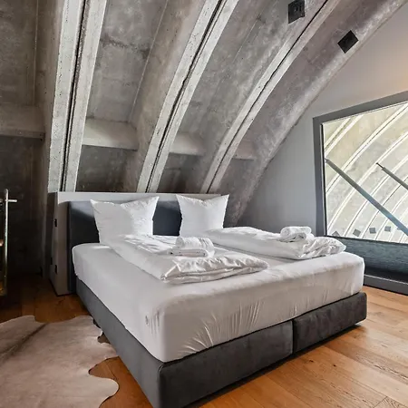 Shelterloft Airpark Lärz