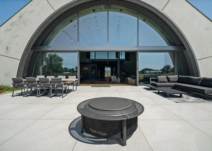 Shelterloft Airpark *