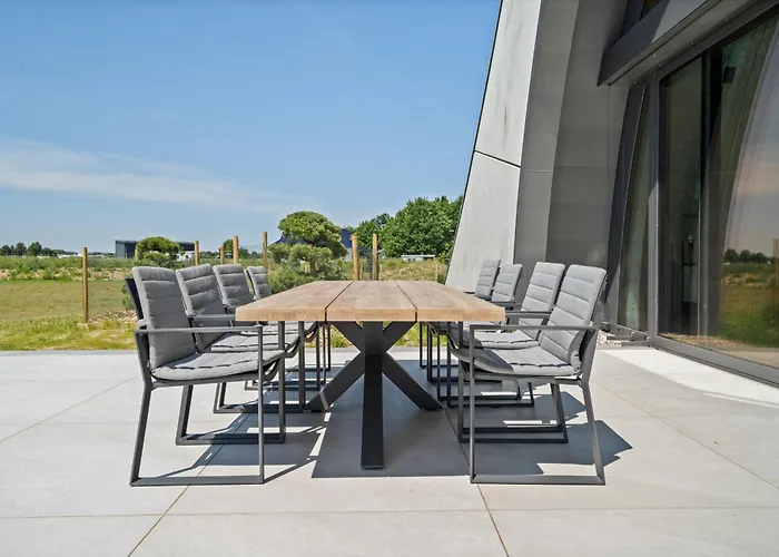 Shelterloft Airpark Ferienhaus